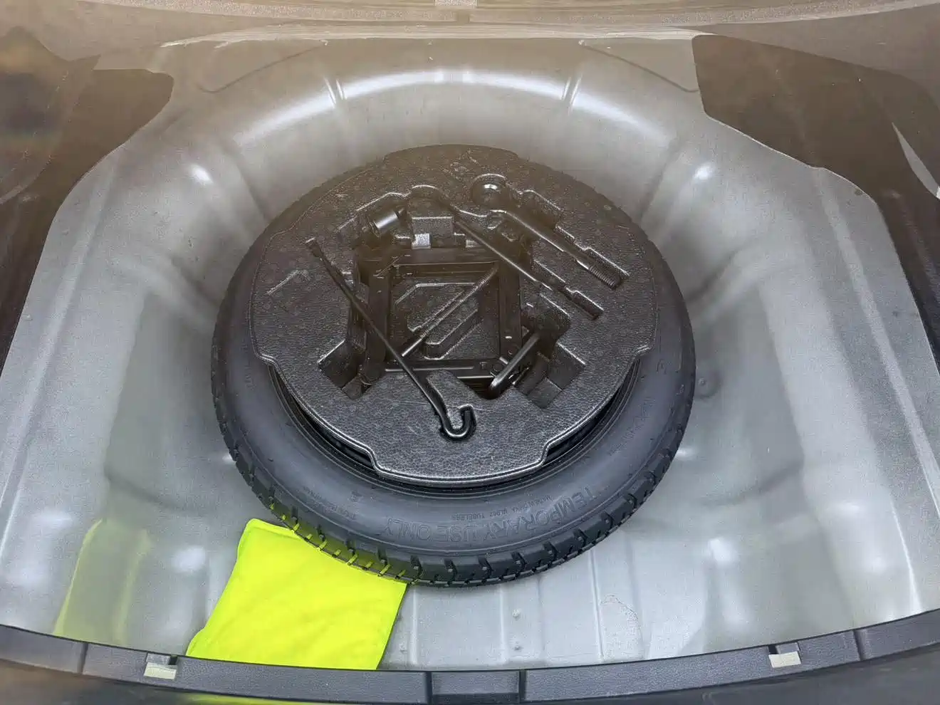 HYUNDAI NAME PICTURE