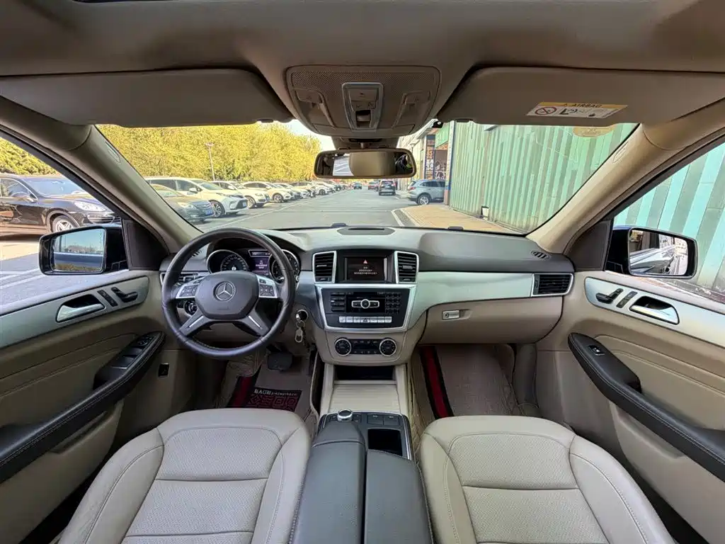 Mercedes-Benz M-Class 2015 ML 320 4MATIC фото 4
