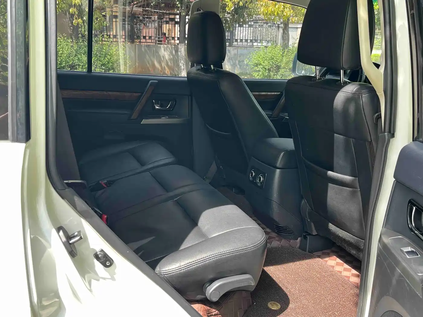 Mitsubishi Pajero (Import) 2019 3.0L Auto Standard Version фото 20