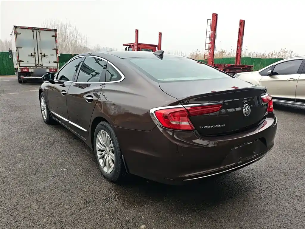 Buick LaCrosse 2018 Model 20T Elite Edition фото 5