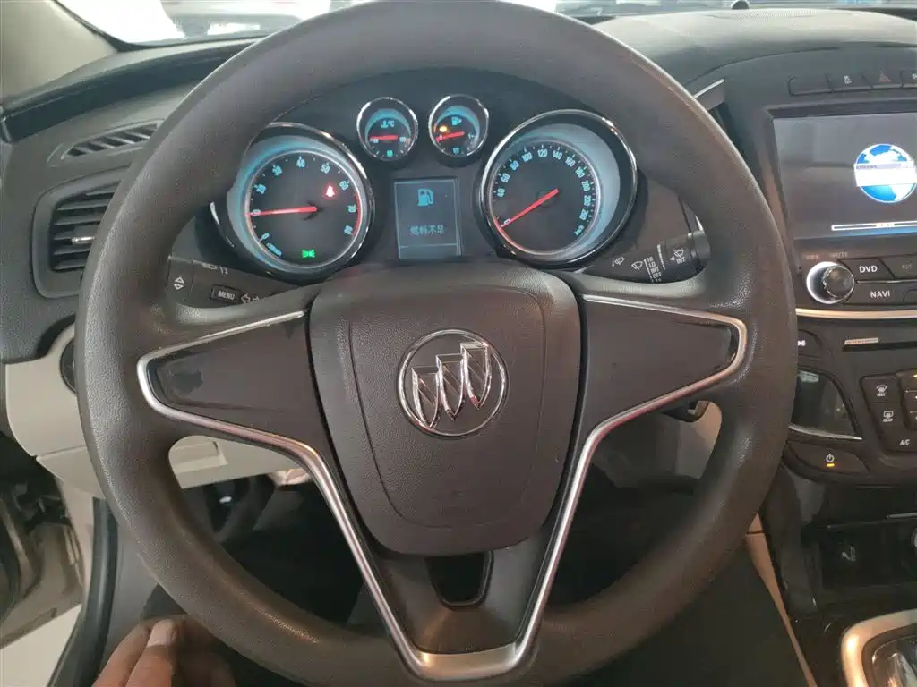 Buick Regal 2015 2.0L Leading Fashion Model фото 7