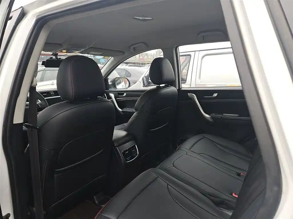 Haval M6 2019 1.5T DCT 2WD Urban Type China VI фото 10