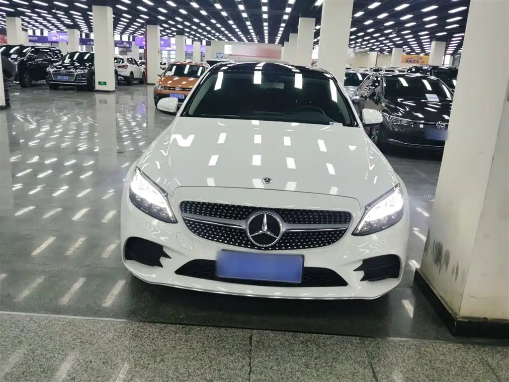 Mercedes-Benz C-Class 2020 C 260 L Sport фото 3