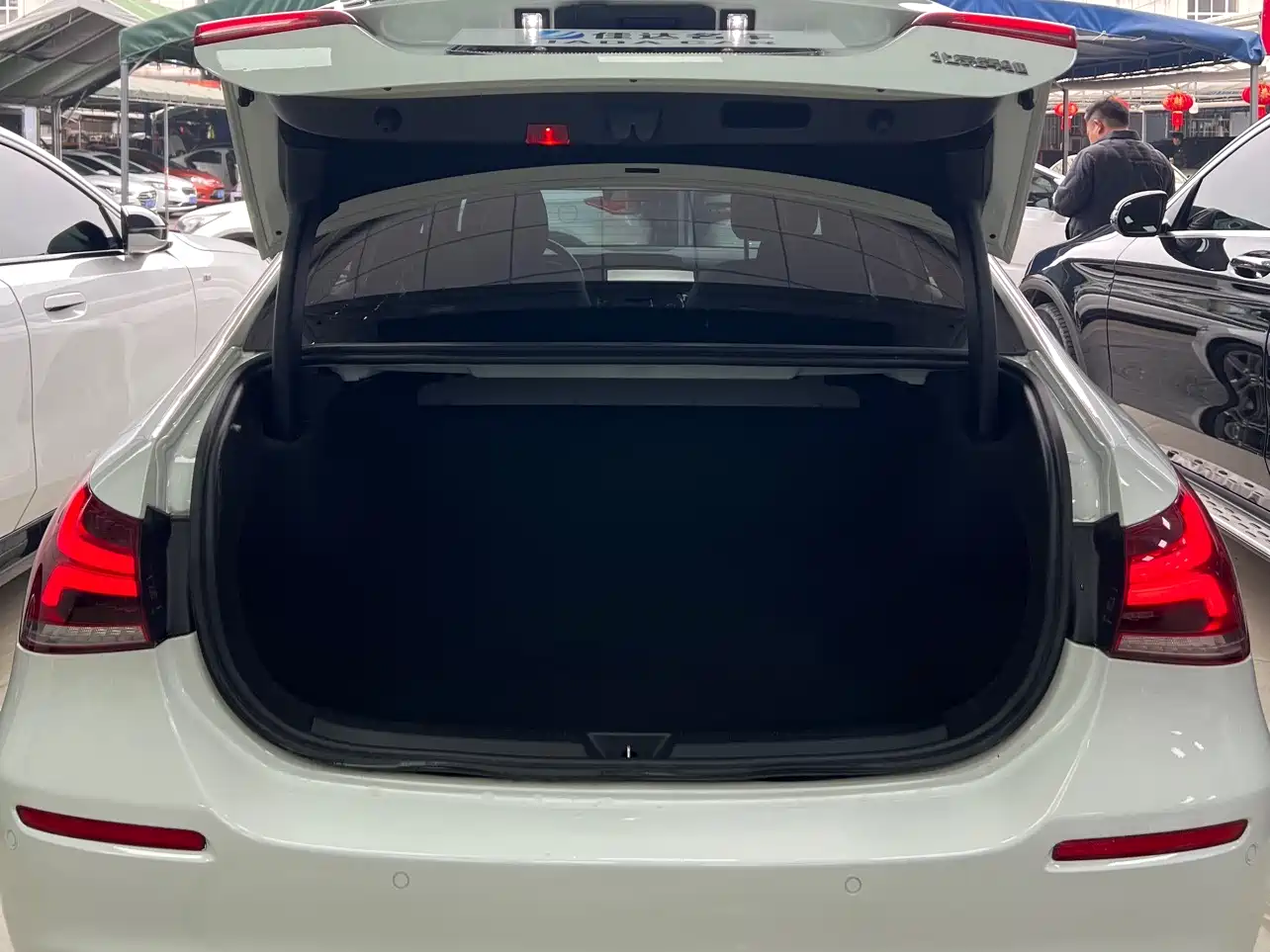 Mercedes-Benz A-Class 2019 A 200 L фото 11