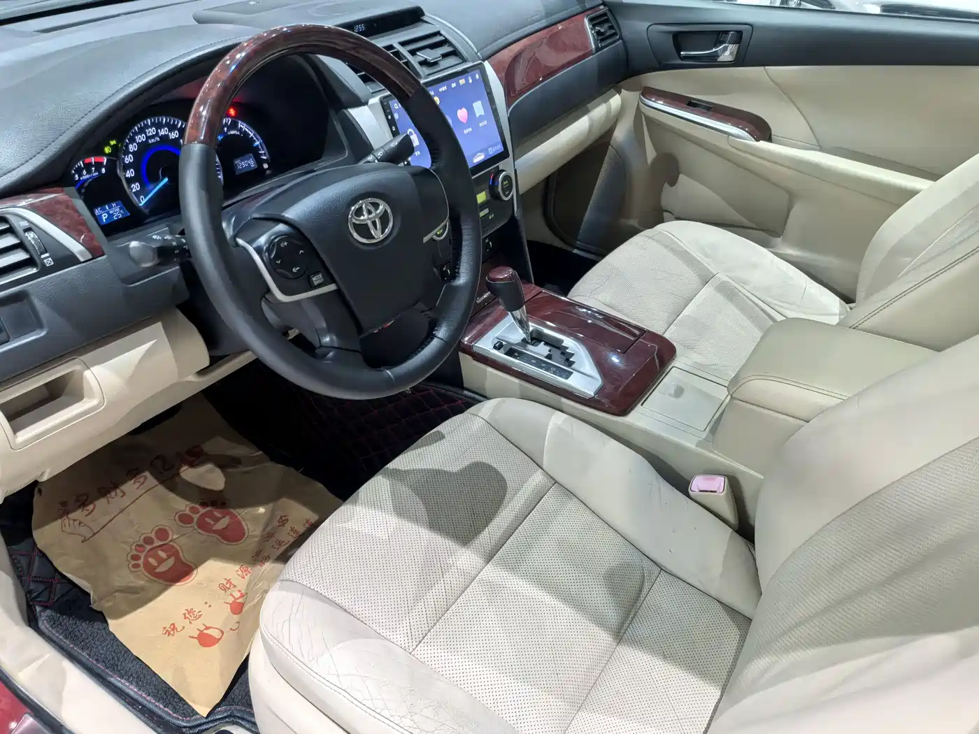 Toyota Camry 2013 2.0G Comfort фото 14