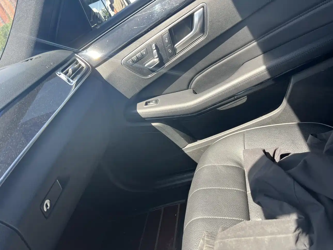 Mercedes-Benz E-Class 2015 Facelift E 260 L Sport фото 9