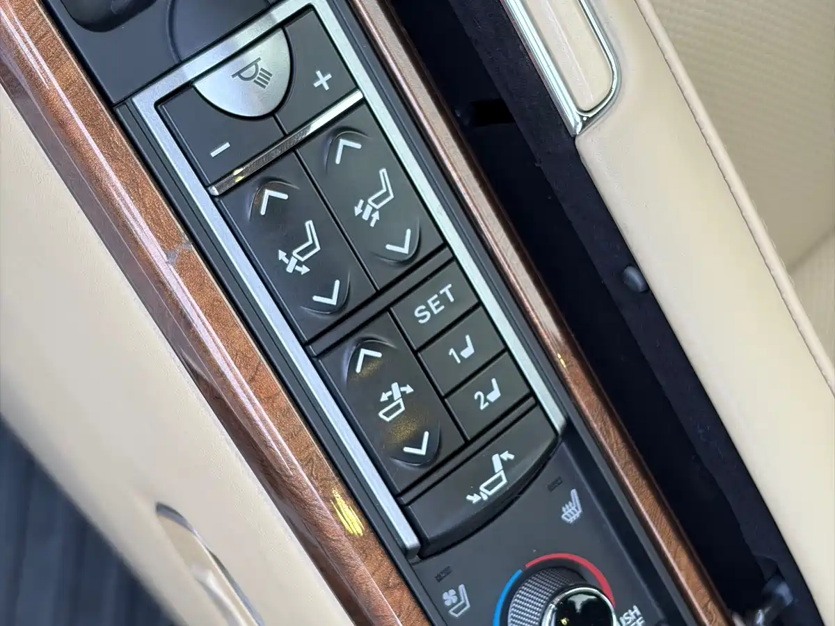Toyota Alphard 2015 3.5L Premium Edition фото 12