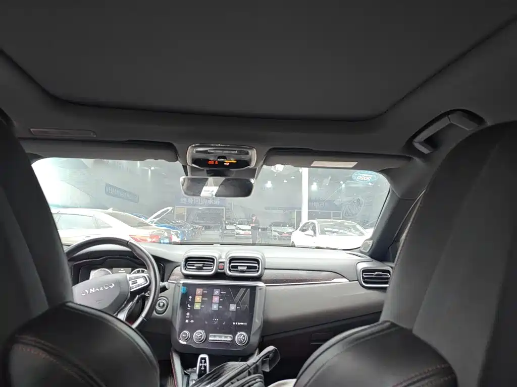 Lynk & Co 03 2018 1.5TD DCT Power Pro Version China V фото 18