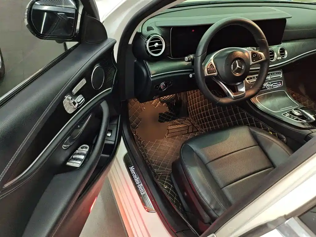 Mercedes-Benz E-Class 2018 E 300 L Sport Fashion фото 16
