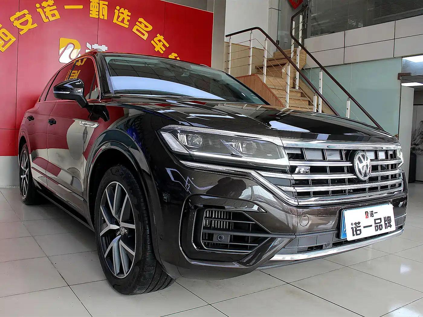 Volkswagen Touareg 2019 3.0TSI Sharp Edge Edition China VI фото 16