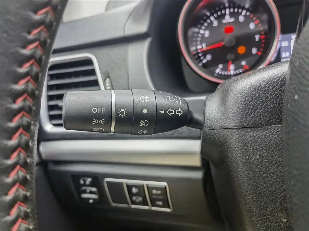 Haval M6 2018 1.5T DCT 2WD Elite фото 21