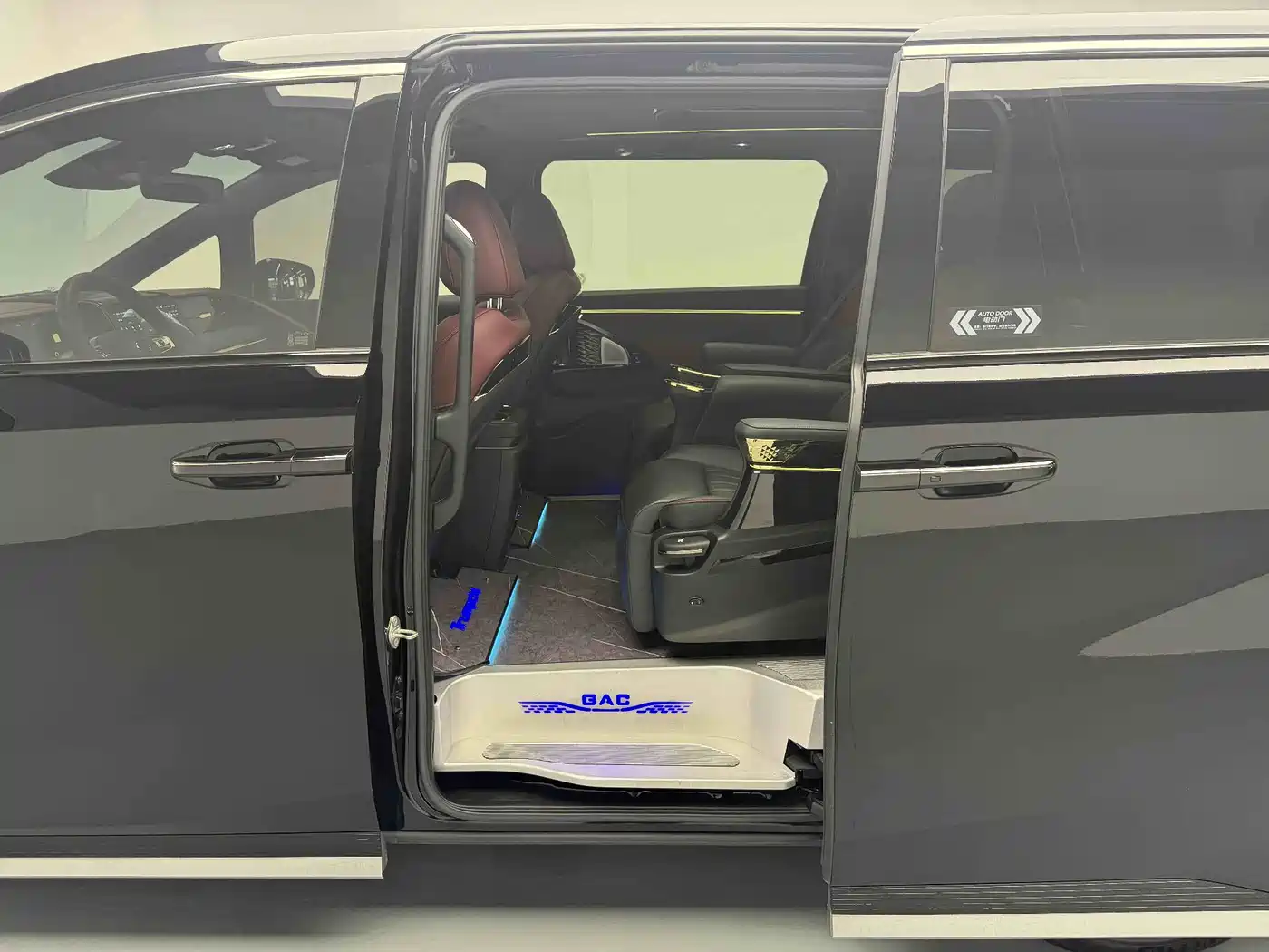 GAC Trumpchi Trumpchi M8 2024 Patriarch Series 400T Ultimate Edition фото 15