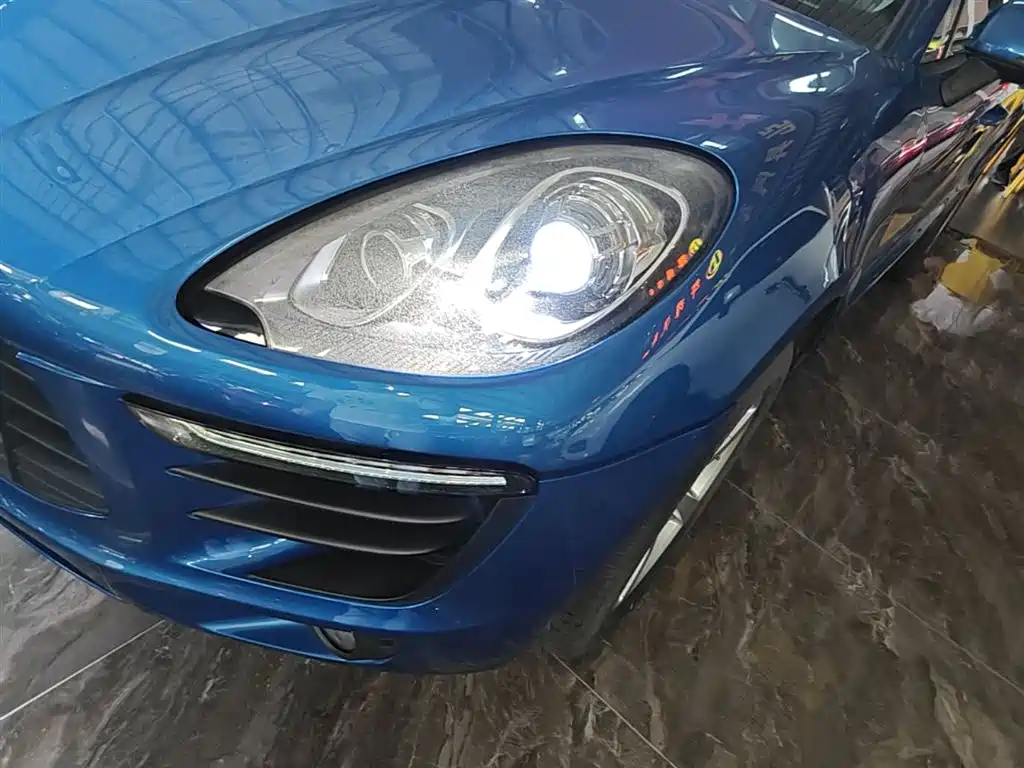 Porsche Macan 2016 Macan 2.0T фото 24