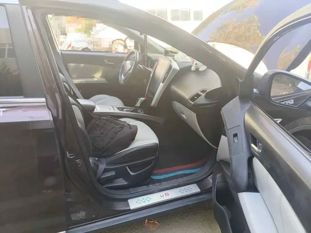 Luxgen U6 SUV 2014 2014 1.8T Fashion