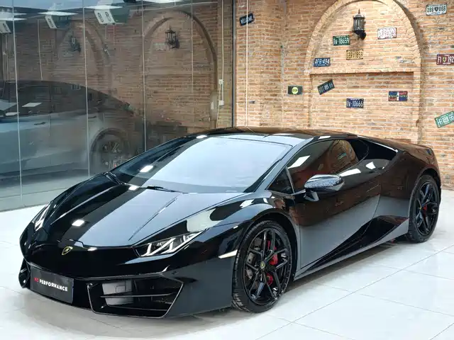 LAMBORGHINI HURACÁN