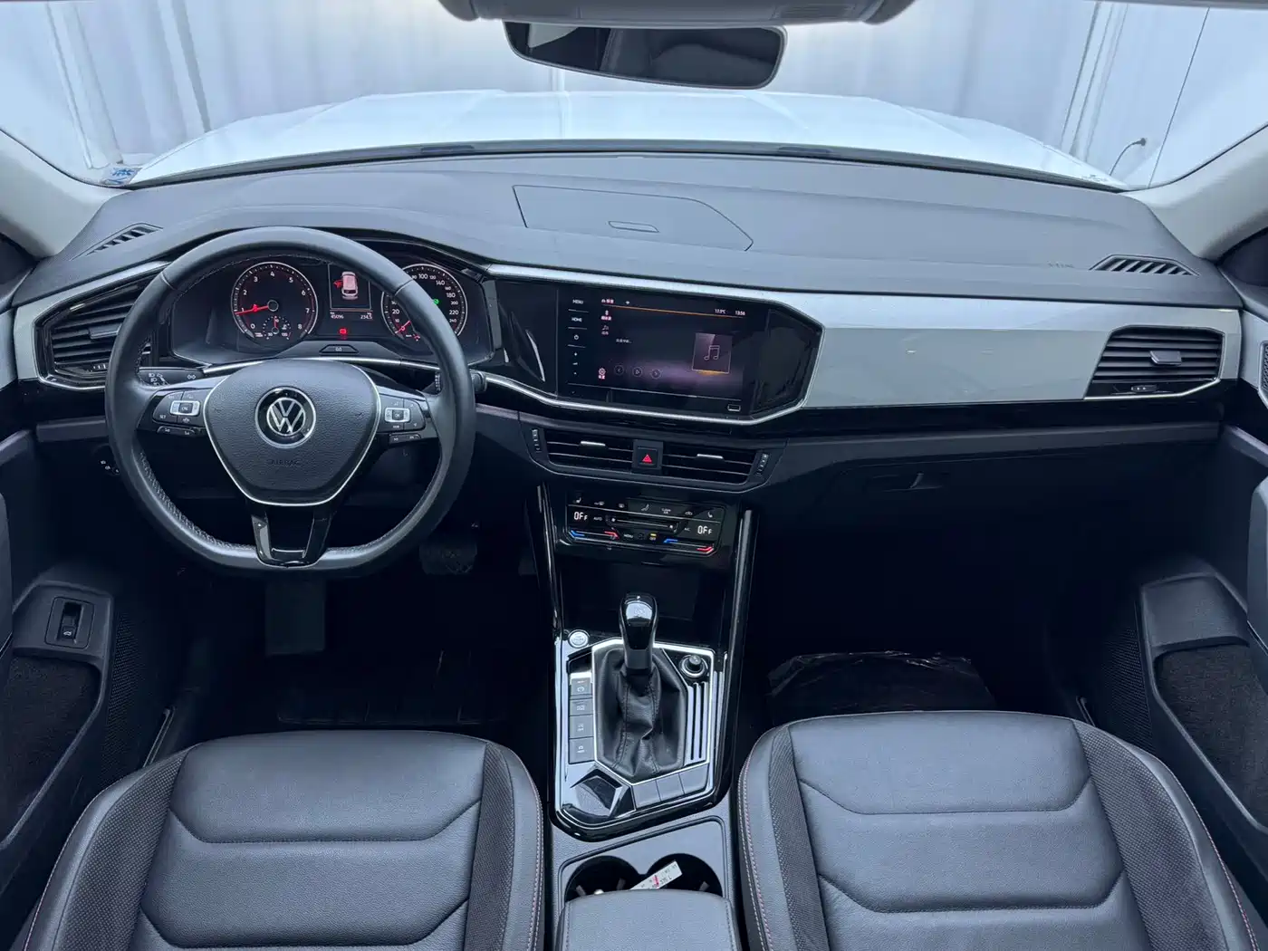 Volkswagen Tayron 2022 280TSI 2WD Luxury Smart Connect Edition фото 13