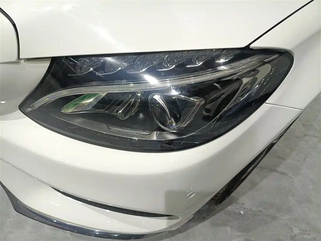 Mercedes-Benz C-Class 2017 Facelift C 200 L Sport Edition фото 24