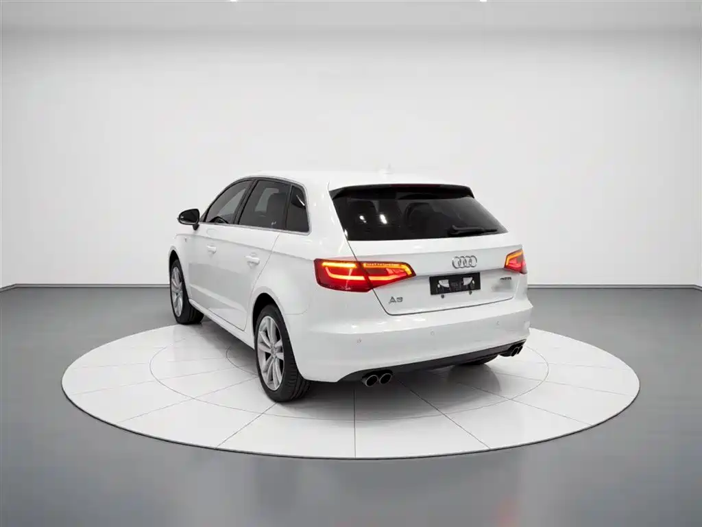 Audi A3 2016 Sportback 35 TFSI Progressive фото 6
