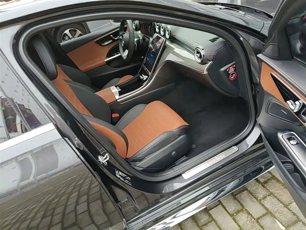 Mercedes-Benz C-Class 2022 Facelift C 260 L Sport фото 25