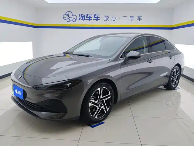 Roewe Roewe D7 2023 DMH 125km Beyond Edition