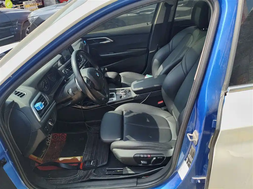 BMW 1 Series 2017 120i Design Package фото 15