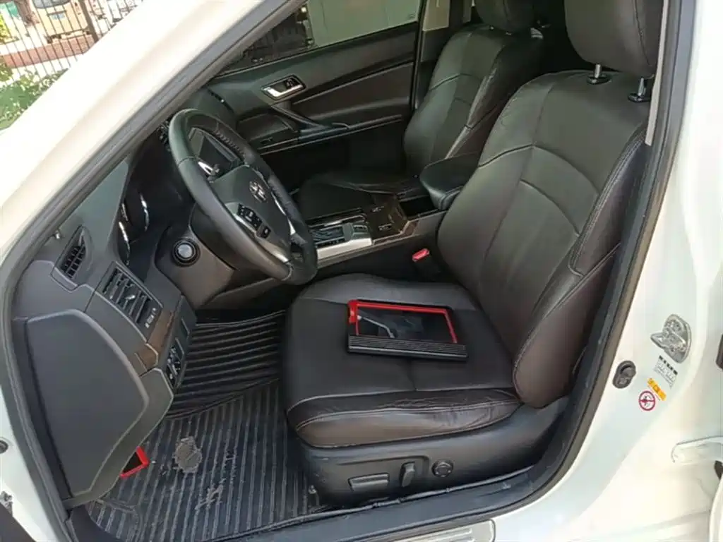 Toyota Reiz 2013 2.5V Elite Edition фото 15