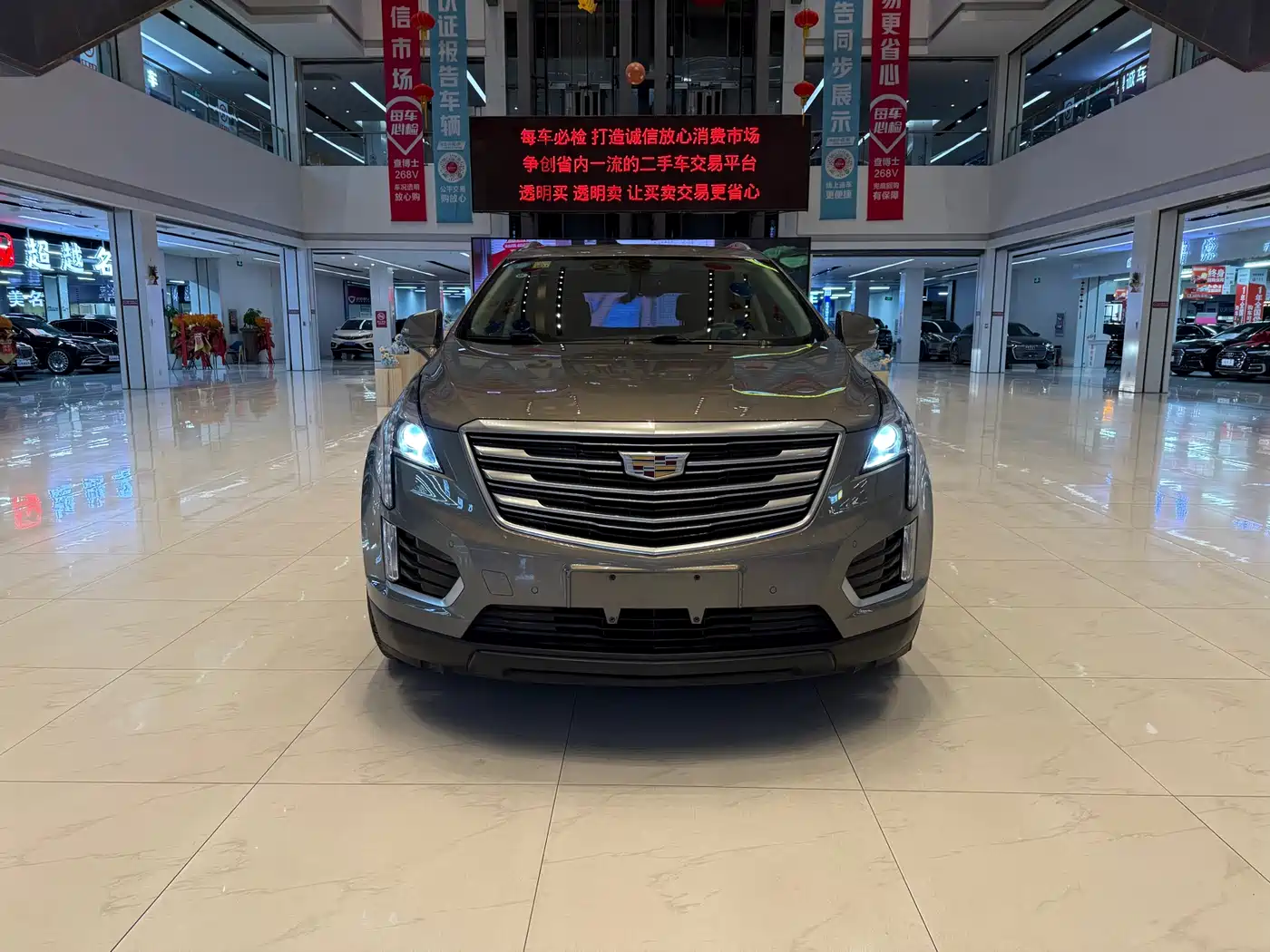 Cadillac XT5 2018 25T Luxury фото 2