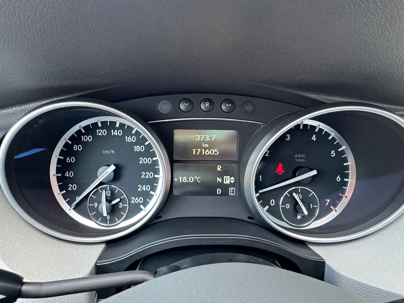 Mercedes-Benz R-Class 2011 R 350 L 4MATIC фото 11