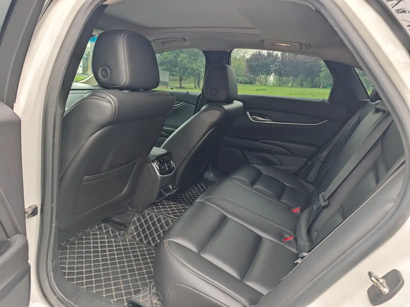 Cadillac XTS 2018 28T Technology фото 6