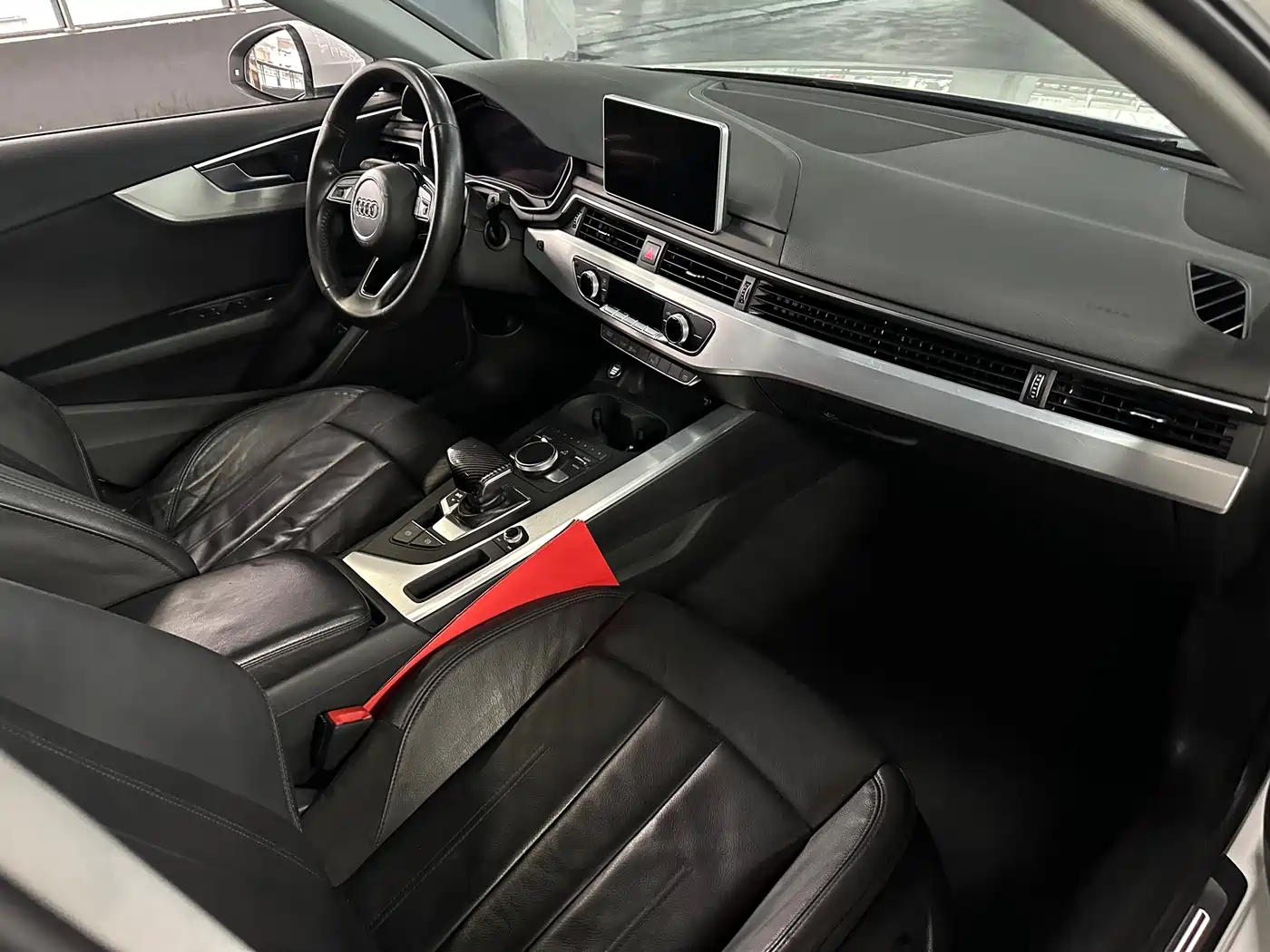 Audi A4L 2018 30th Anniversary 40 TFSI Fashion фото 4