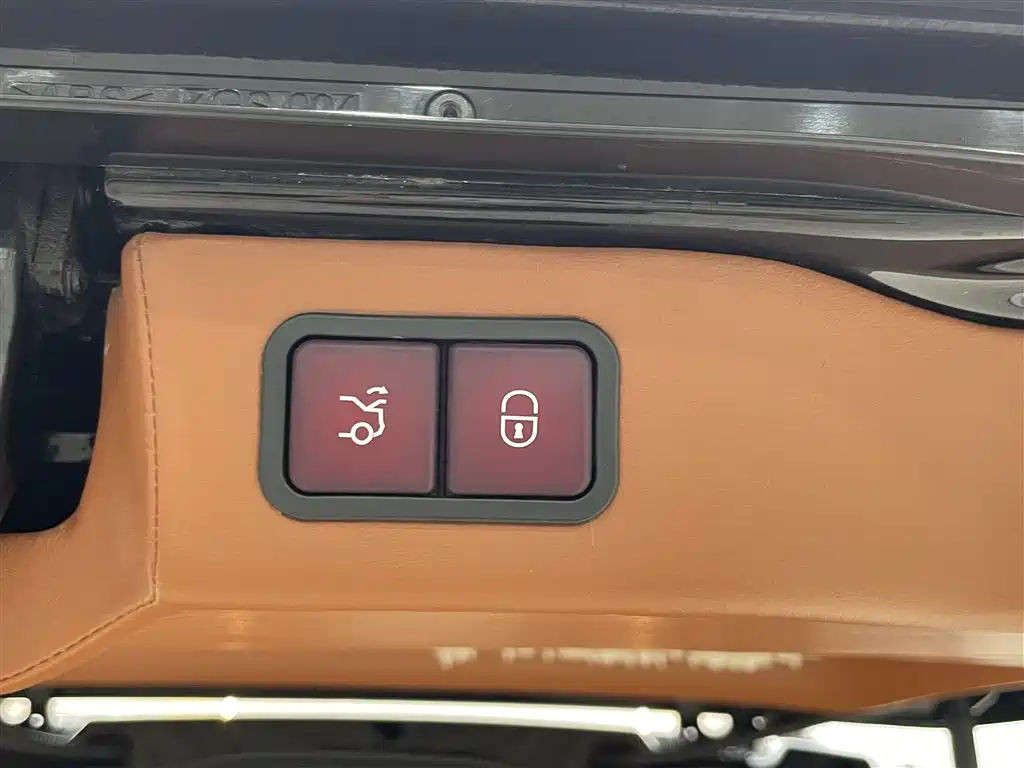 Mercedes-Benz Vito 2020 2.0T Business Edition (7-seater) фото 36