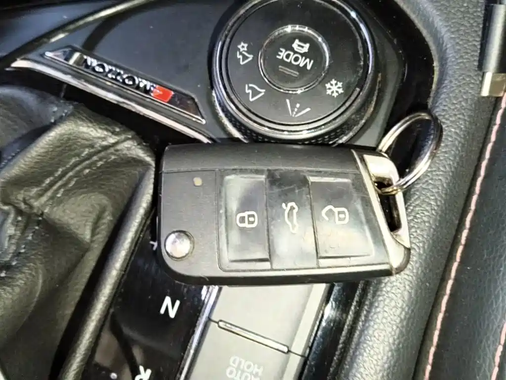 Volkswagen Tharu 2019 Model 330TSI 4WD Flagship Edition China VI фото 9