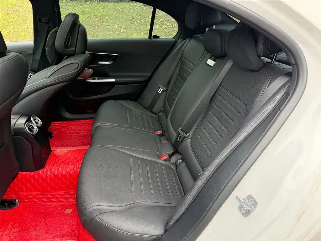 Mercedes-Benz C-Class 2024 C 260 L Sport фото 10