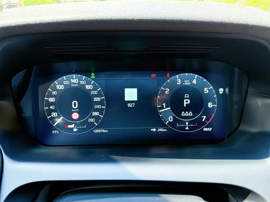 Land Rover Discovery Sport 2022 Model 249PS R-Dynamic SE Performance Tech Edition 5-Seater фото 16