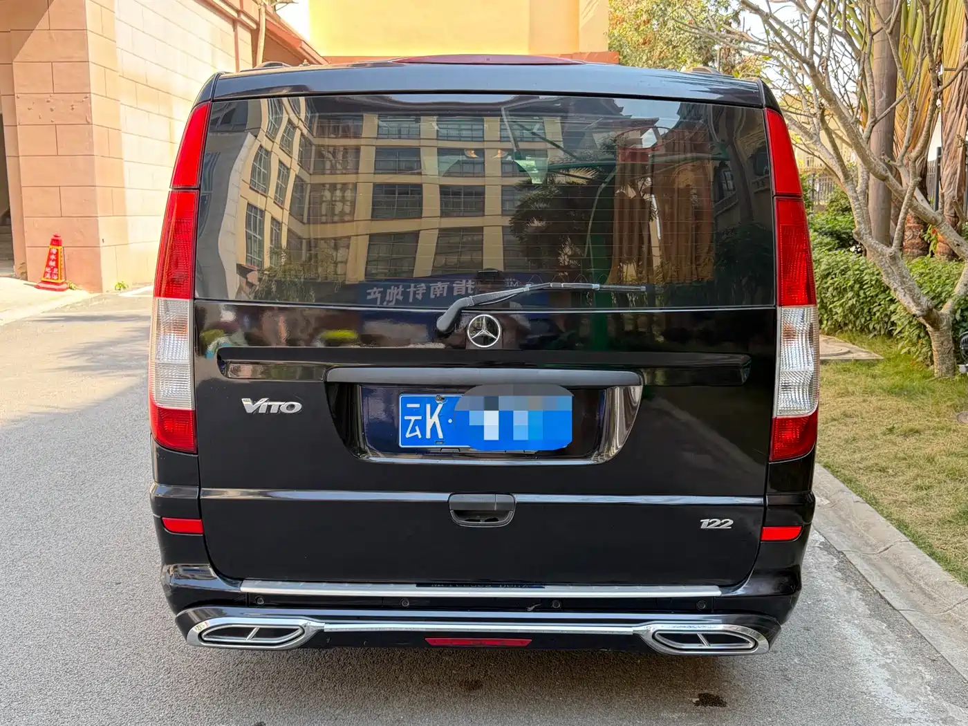 Mercedes-Benz Vito 2013 Model 3.0L Elite Edition фото 8