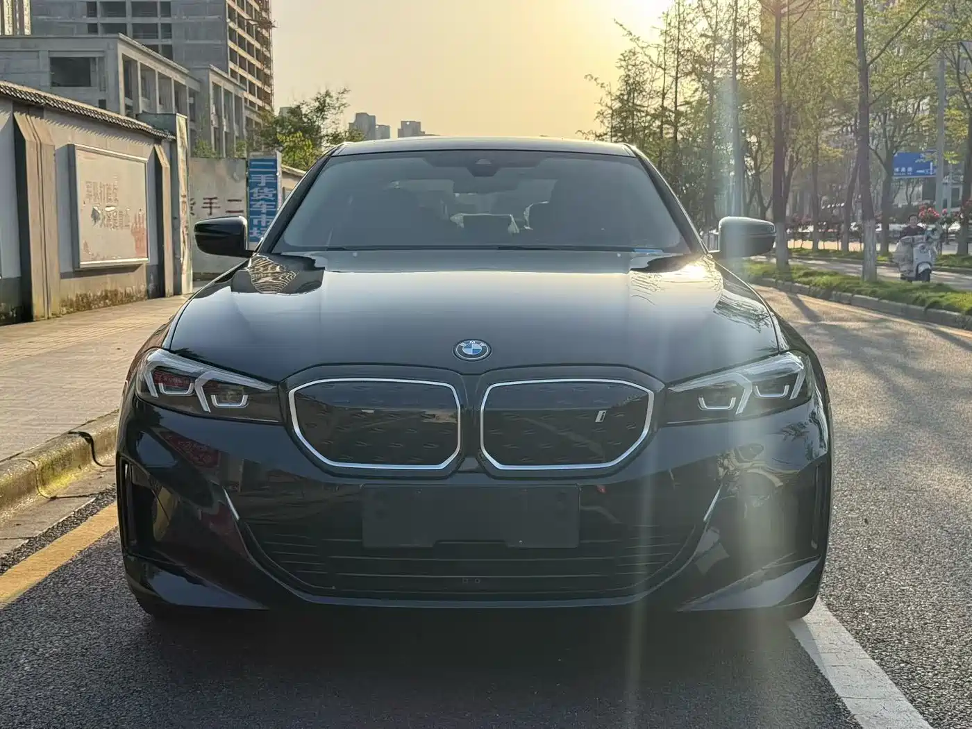 BMW i3 2024 eDrive 40 L Night Sport Package фото 2