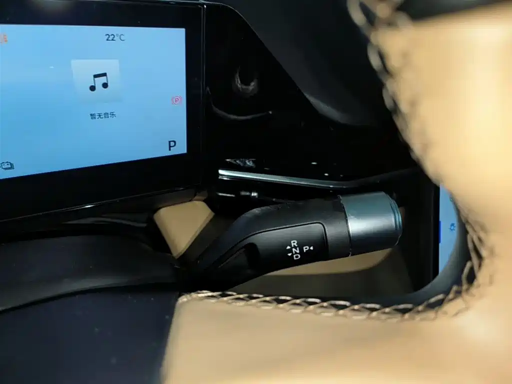 Geely Galaxy Galaxy L6 2024 125km PLUS Soaring Dragon Edition фото 14