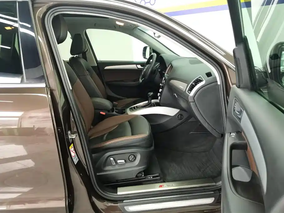 Audi Q5 2017 40 TFSI Technology фото 8