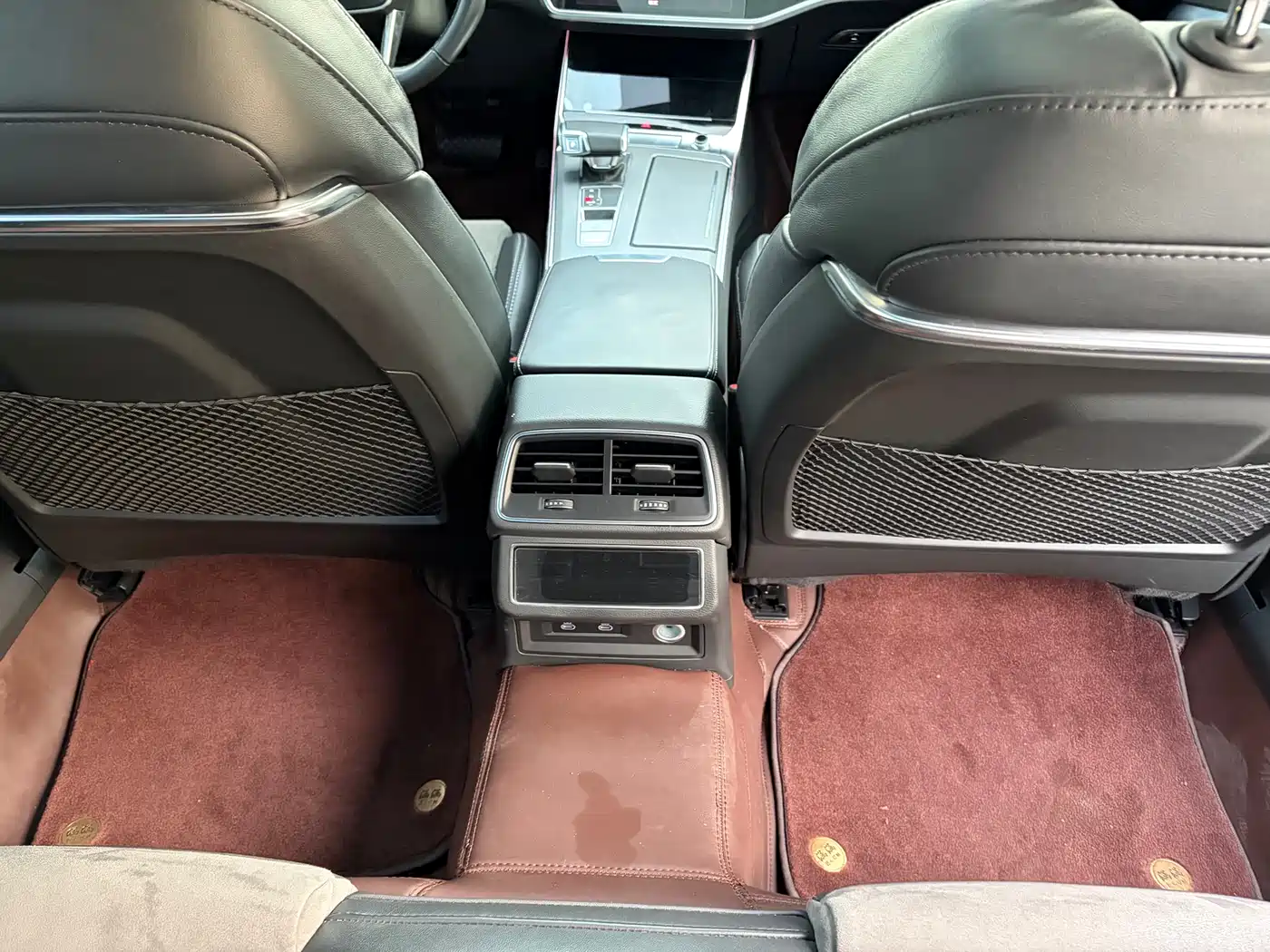 Audi A6L 2023 45 TFSI Premium Selection Dynamic фото 13