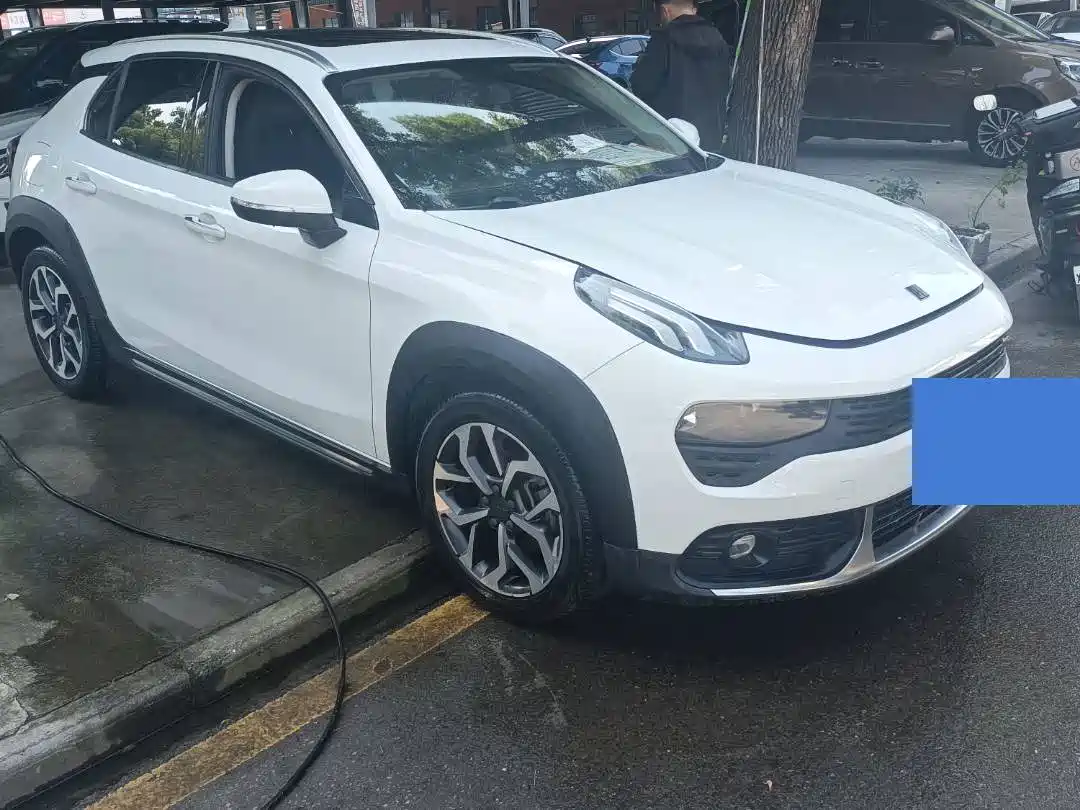 Lynk & Co 02 2018 1.5T DCT 2WD Shine Edition China V фото 3