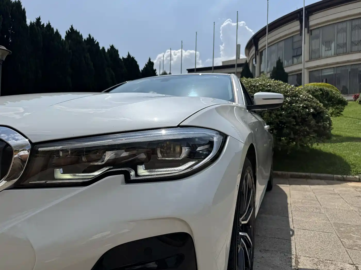 BMW 3 Series 2021 320Li M Sport Package фото 4
