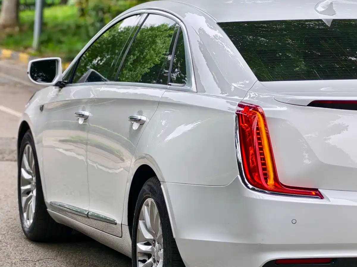 Cadillac XTS 2018 28T Technology фото 7
