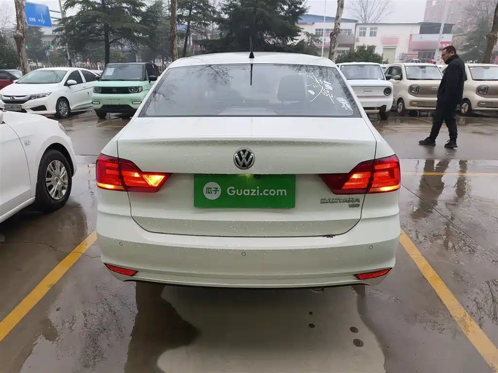 Volkswagen Santana 2016 1.6L Automatic Comfort Edition фото 4