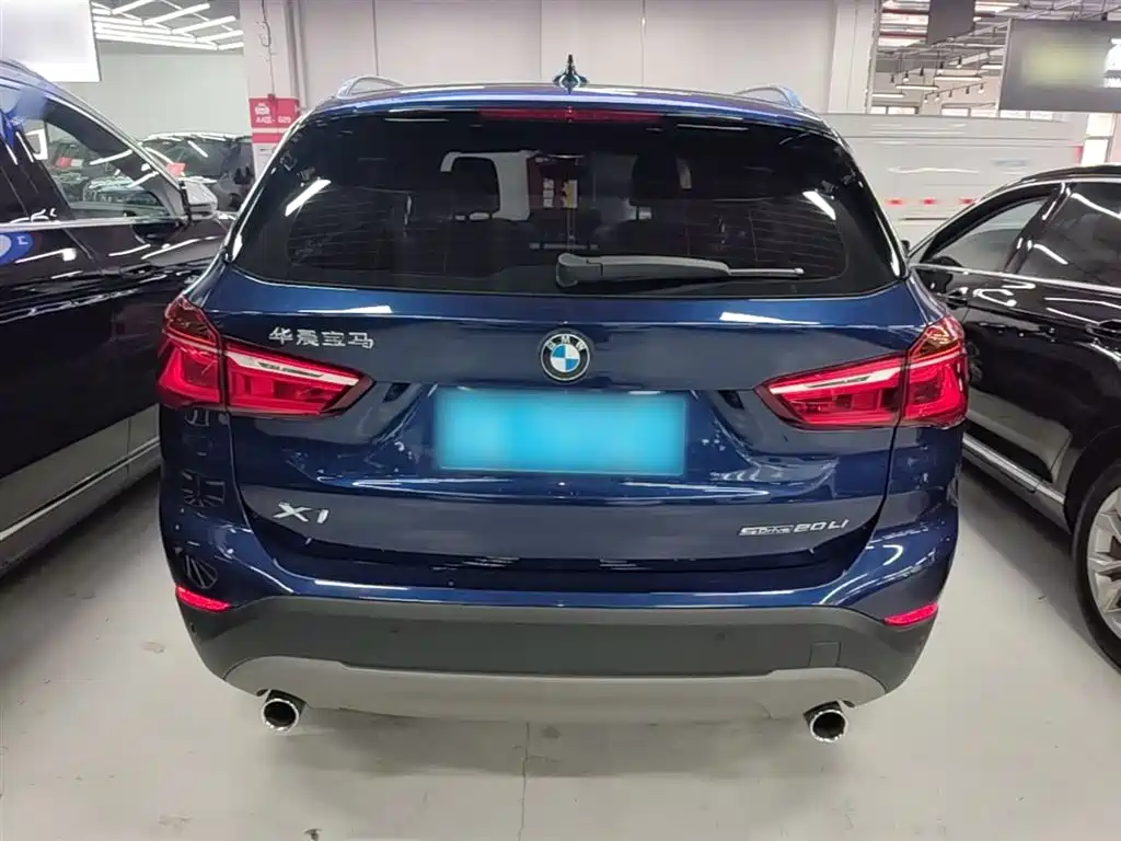 BMW X1 2019 sDrive20Li Leading Model фото 6