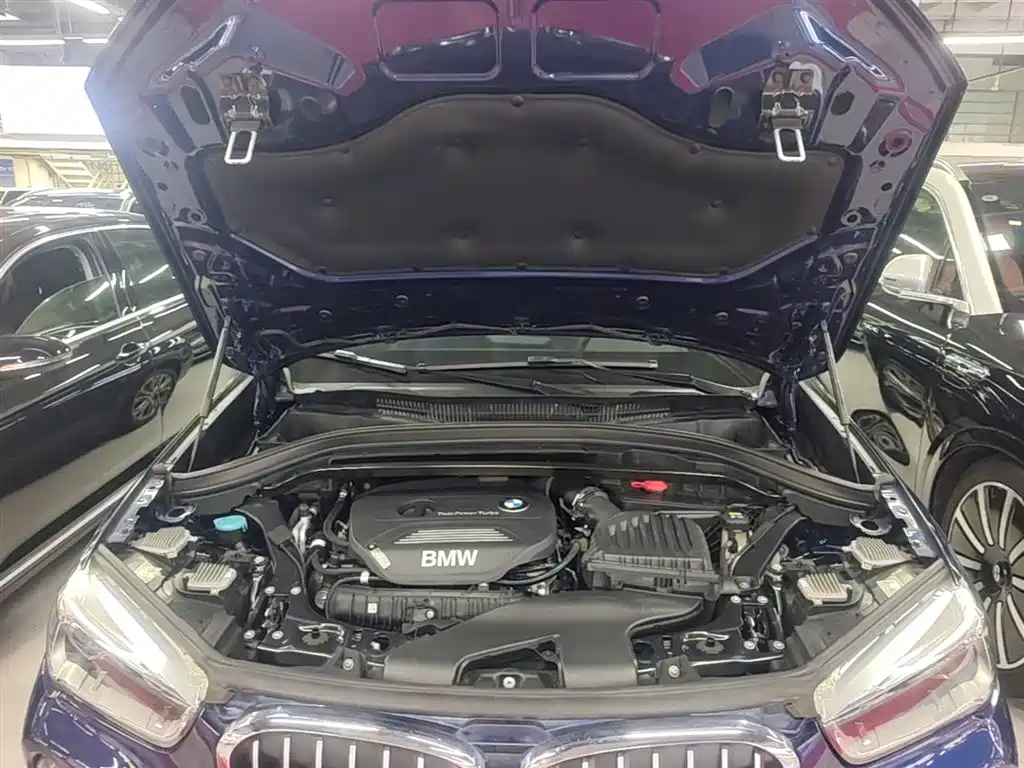 BMW X1 2019 sDrive20Li Leading Model фото 20
