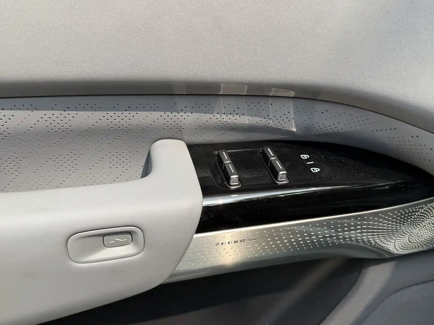 ZEEKR EXTREME KRYPTON 7X