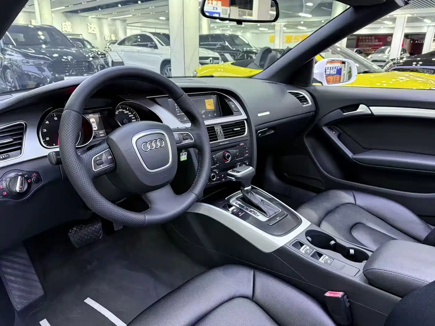 Audi A5 (Import) 2010 2.0TFSI Cabriolet фото 9