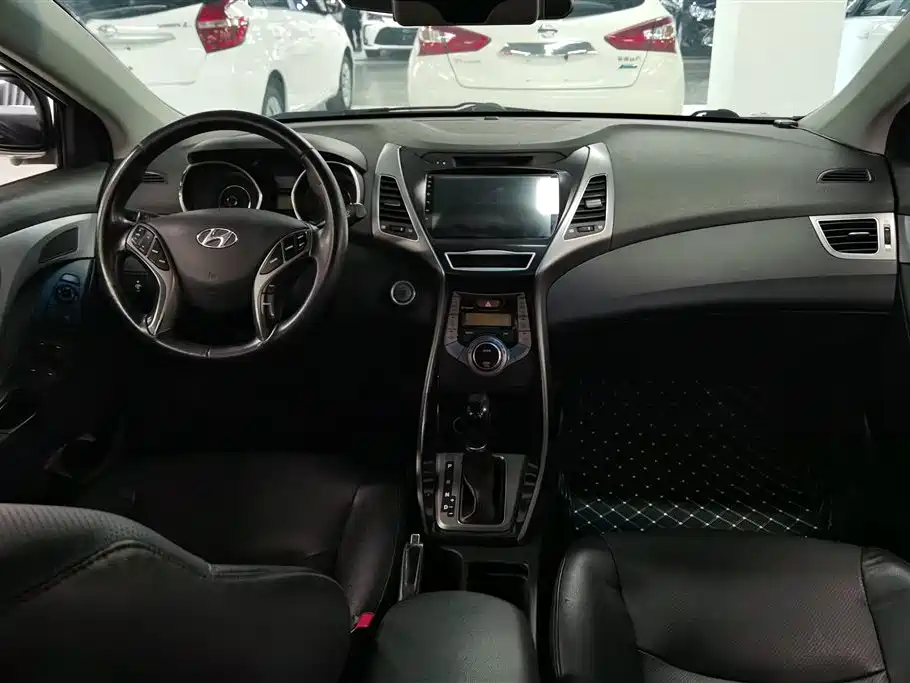 Hyundai Langdong 2015 1.6L Auto Premium фото 12