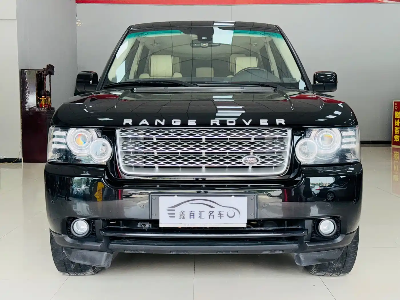 Land Rover Range Rover 2012 5.0 NA V8 фото 2