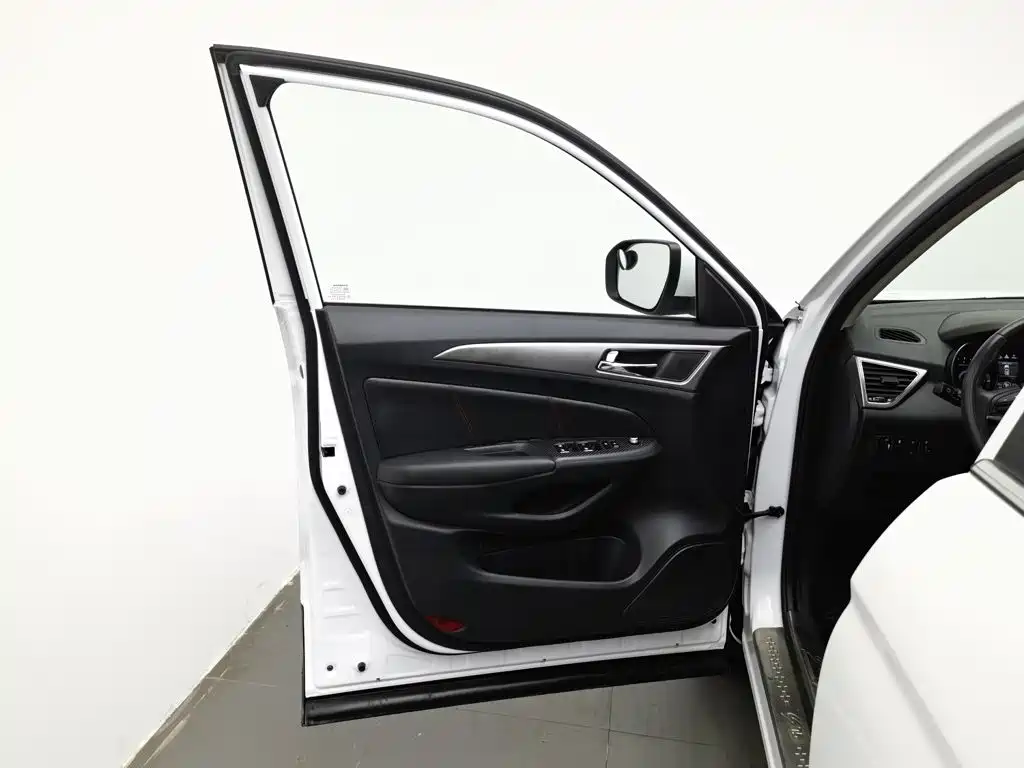 Changan CS75 2015 2014 1.8T Automatic Elite (China IV)